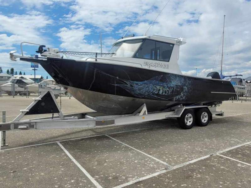 Sherwood Marine Design 8800FC