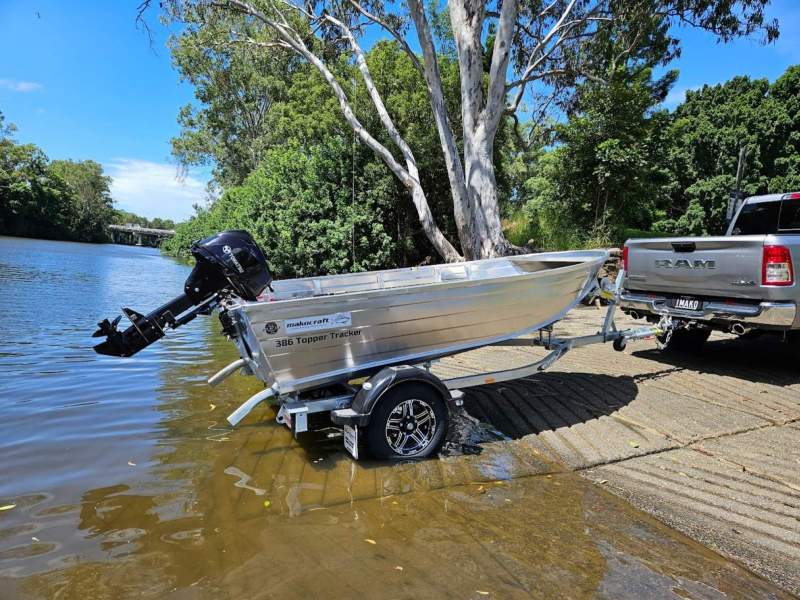 Makocraft 386 Topper Tracker NEW AND IN STOCK