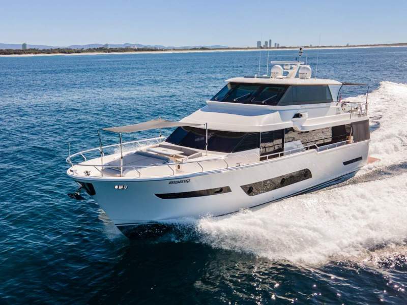 Horizon Yacht V81