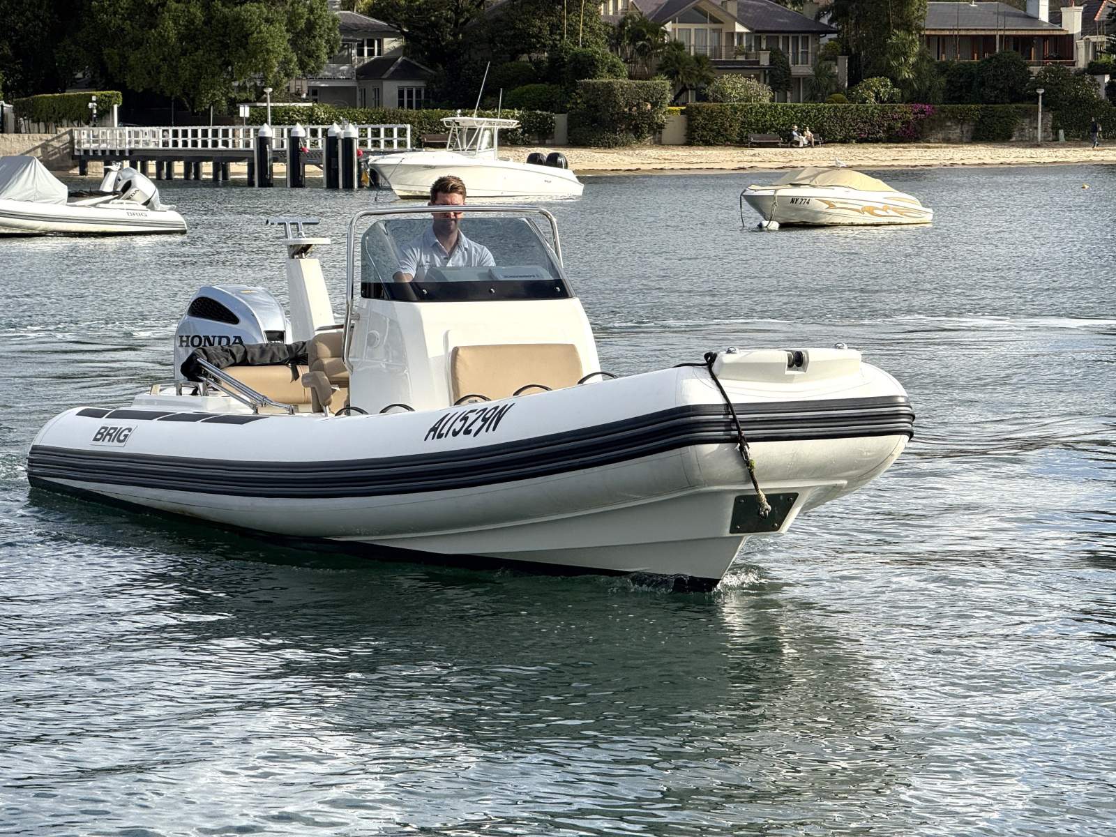Brig Eagle 670