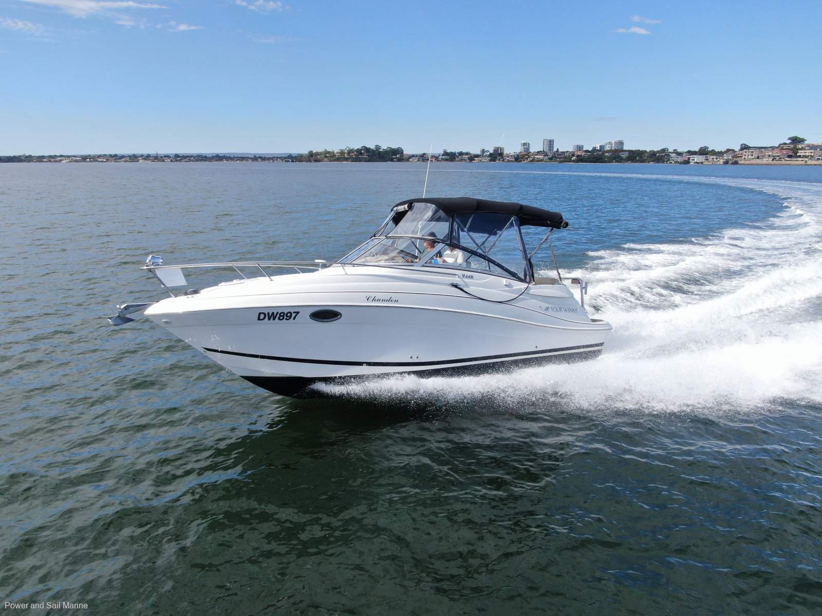 Four Winns Vista 258 Good Condition, Great Servicing History