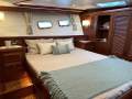 Selene 49 Explorer