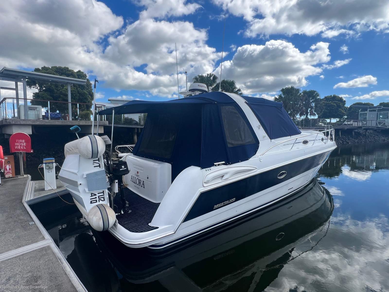 Mustang 3800 Sportscruiser
