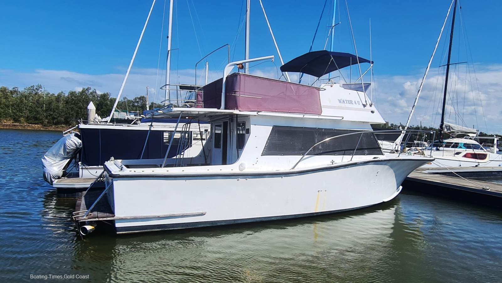 All Seasons Flybridge Cruiser 33