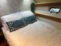 Mustang 3800 Flybridge Cruiser