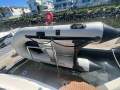 Mustang 3800 Flybridge Cruiser