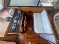 Mustang 3800 Flybridge Cruiser