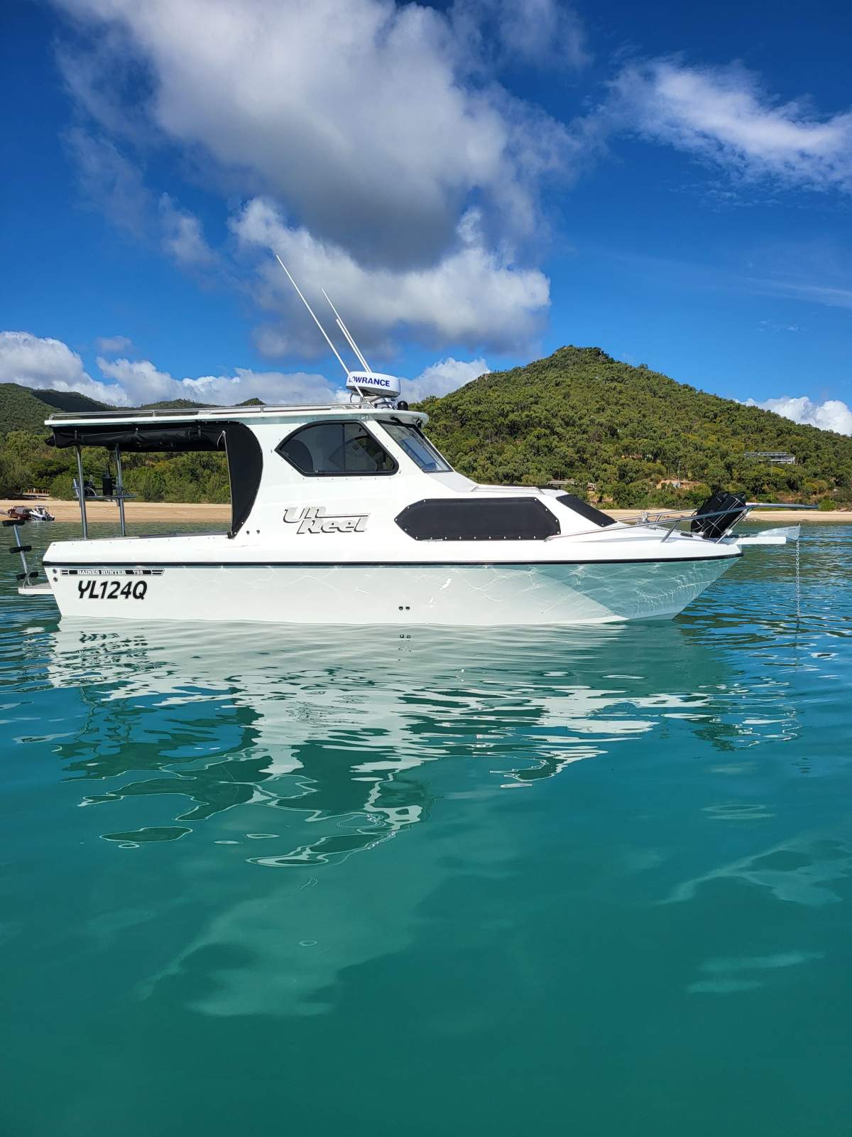 Haines Hunter 733 Half Cabin