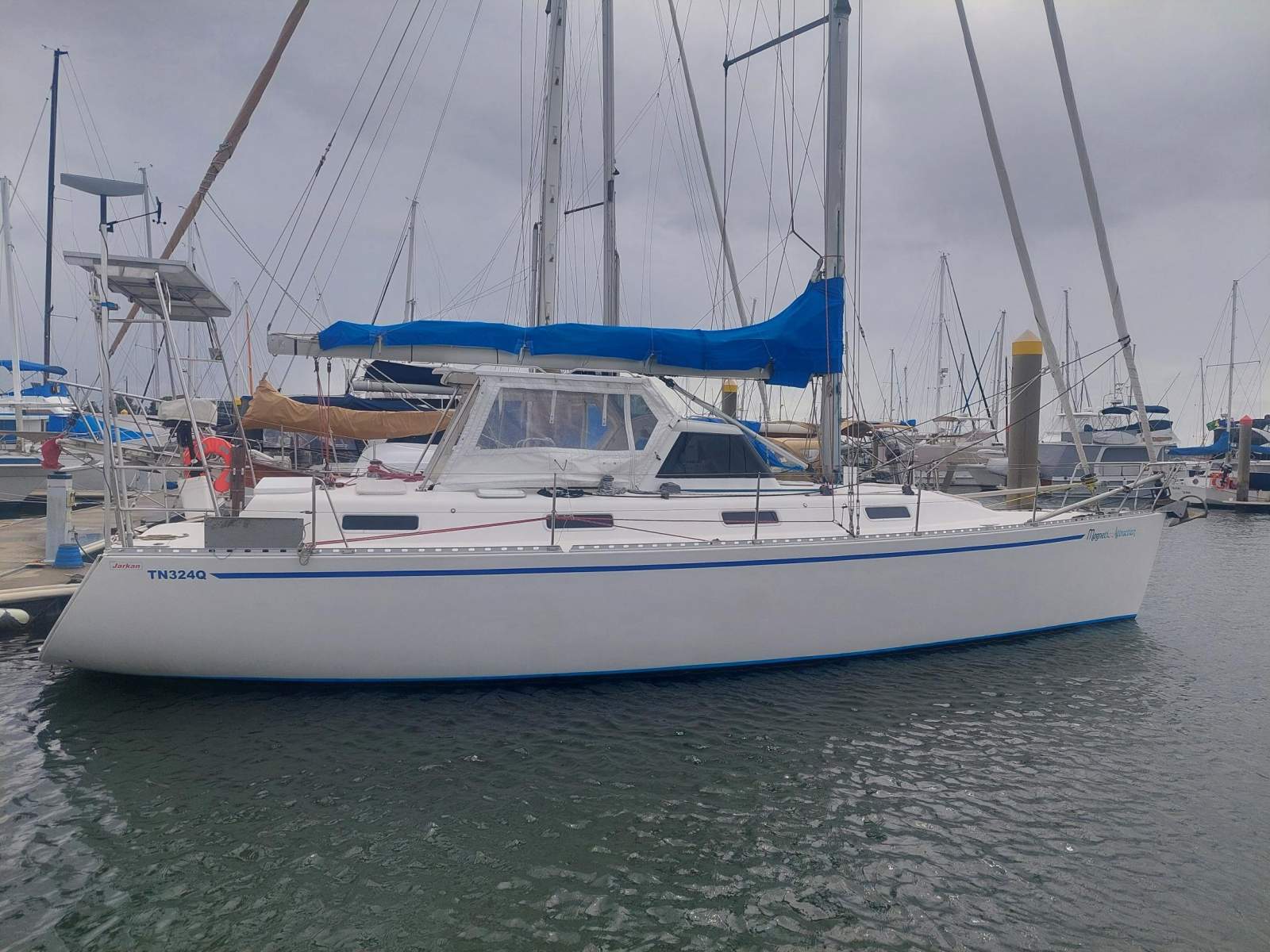 Jarkan Aurora 39