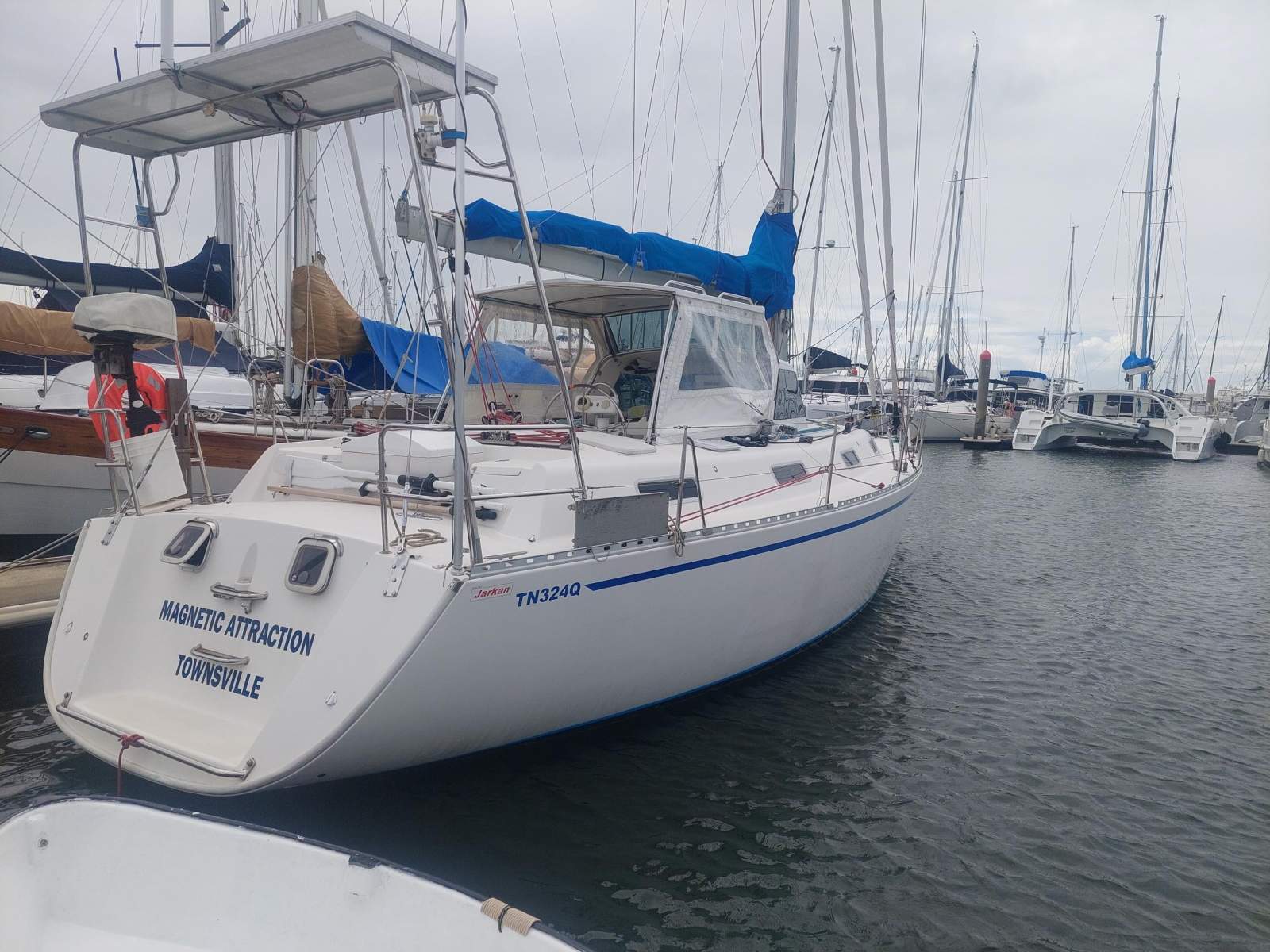Jarkan Aurora 39