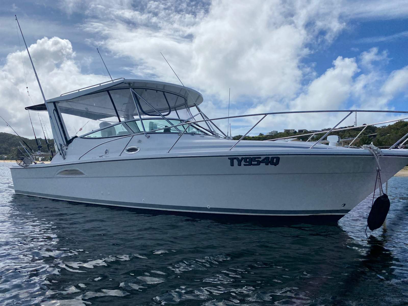 Riviera 3000 Offshore Shaft drive diesel