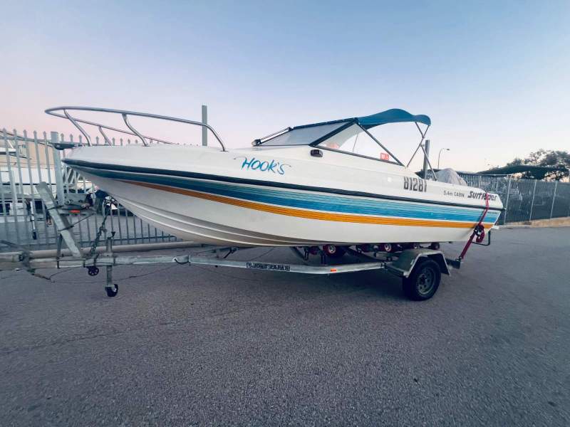 Surfrider 5.4m Cabin