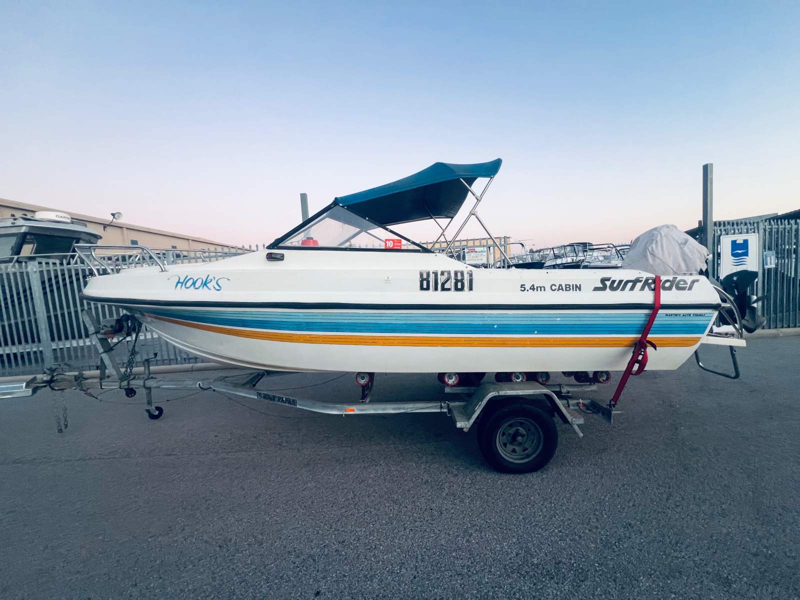 Surfrider 5.4m Cabin
