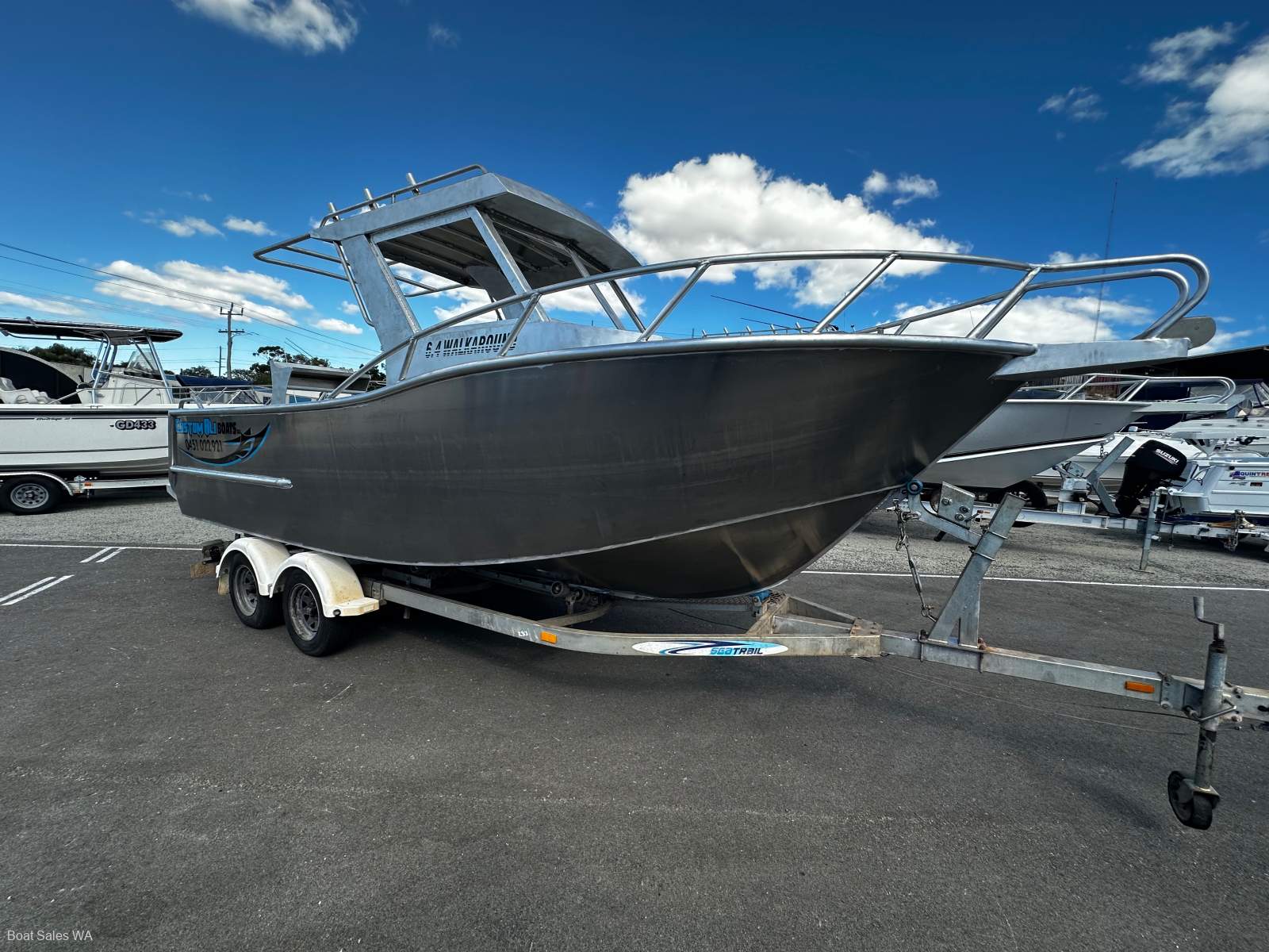 Black Dog 6.4m Walkaround 2025 Model (7.2m OAL)