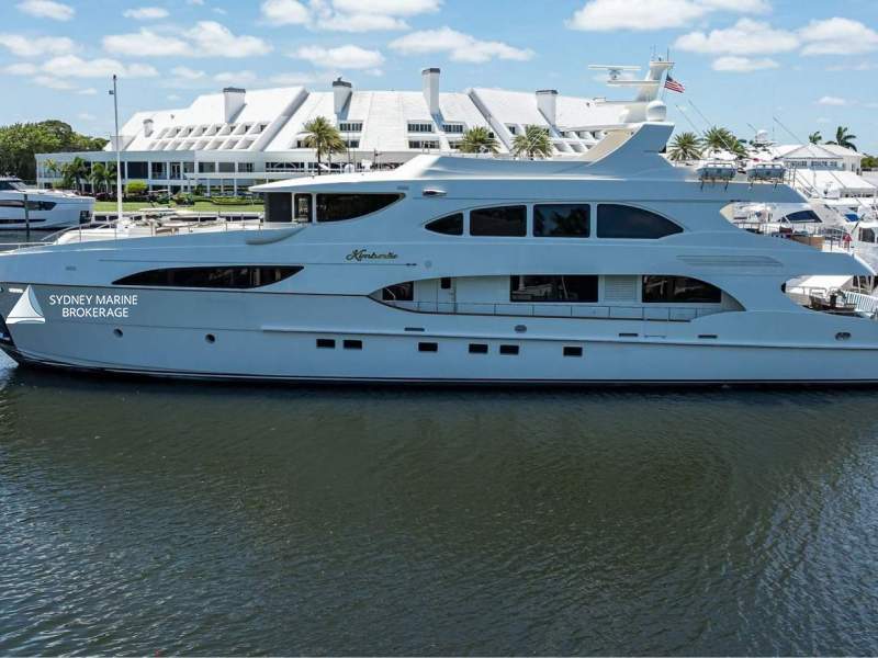 IAG Yachts 127 Tri Deck MY Kimberlie