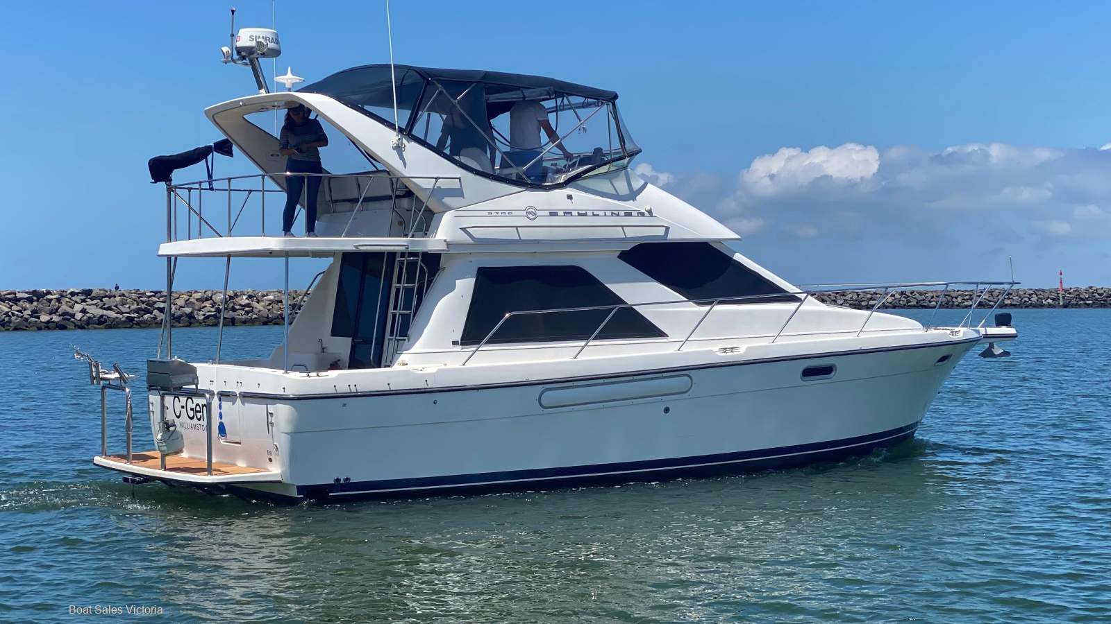 Bayliner 3788 Command Bridge With Bow Thruster