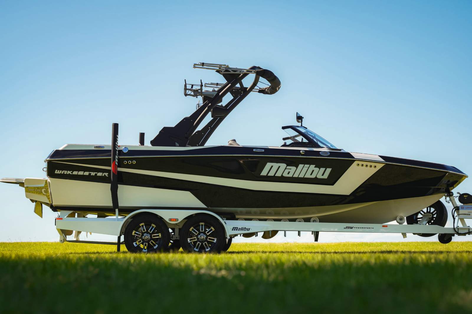 New Malibu Wakesetter 21 Lx
