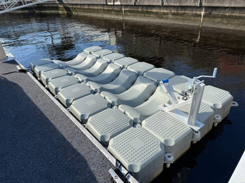 Custom Dry Dock