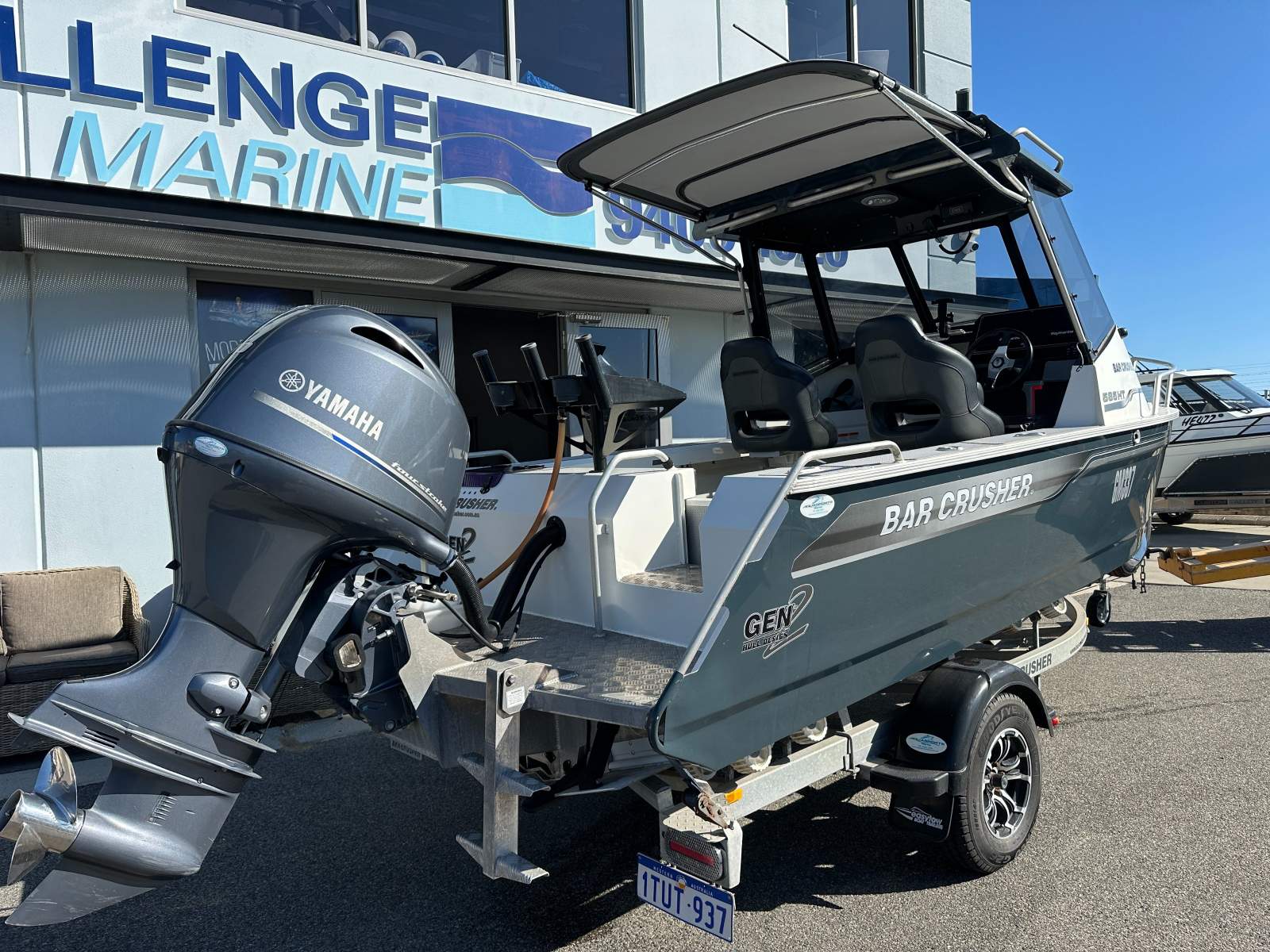 Bar Crusher 585HT with Yamaha 130HP 4 Stroke 2019 Package