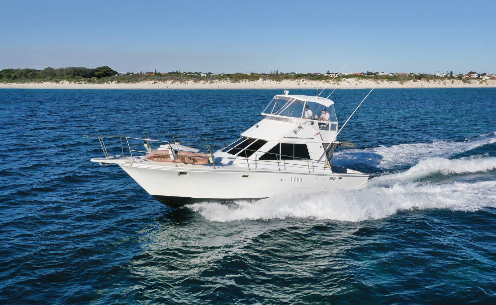 Prestige 40 Flybridge Cruiser - Only 45 Hrs