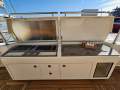 Riviera 81 Flybridge