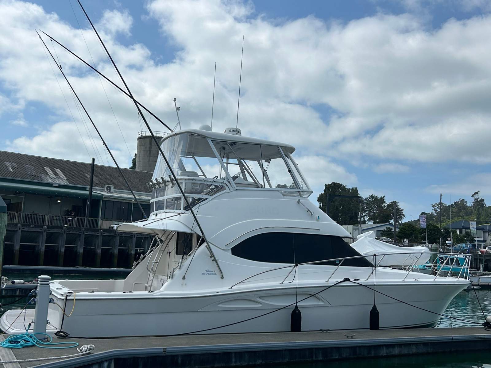 Riviera 40 Platinum Flybridge