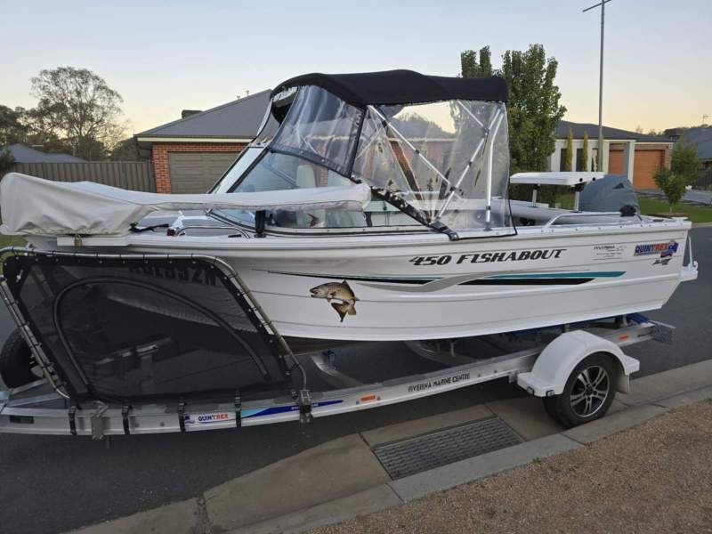 Quintrex 450 Fishabout
