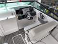 New Sea Ray 250 SDX OB Bowrider