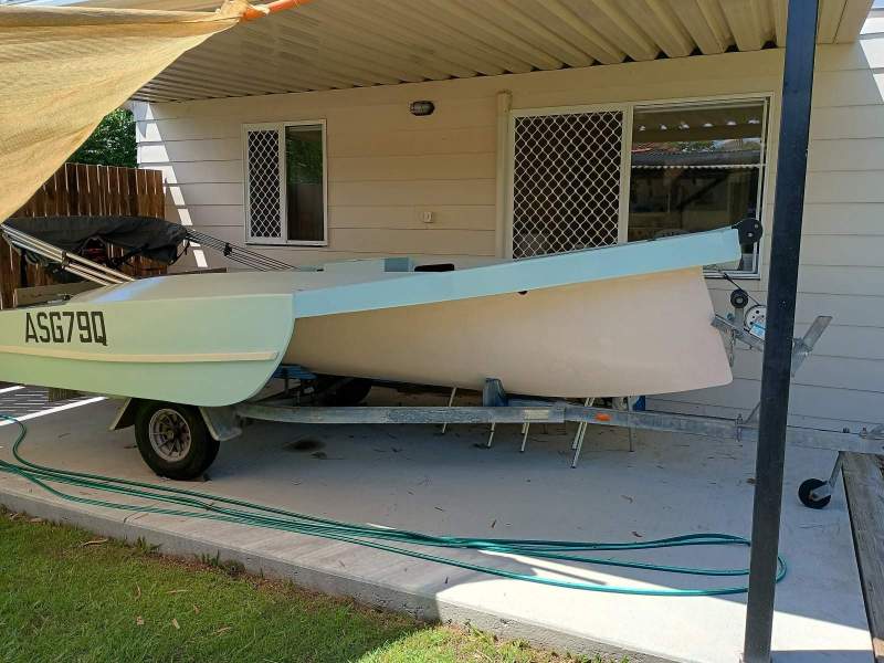 Custom COX TRI-HULL