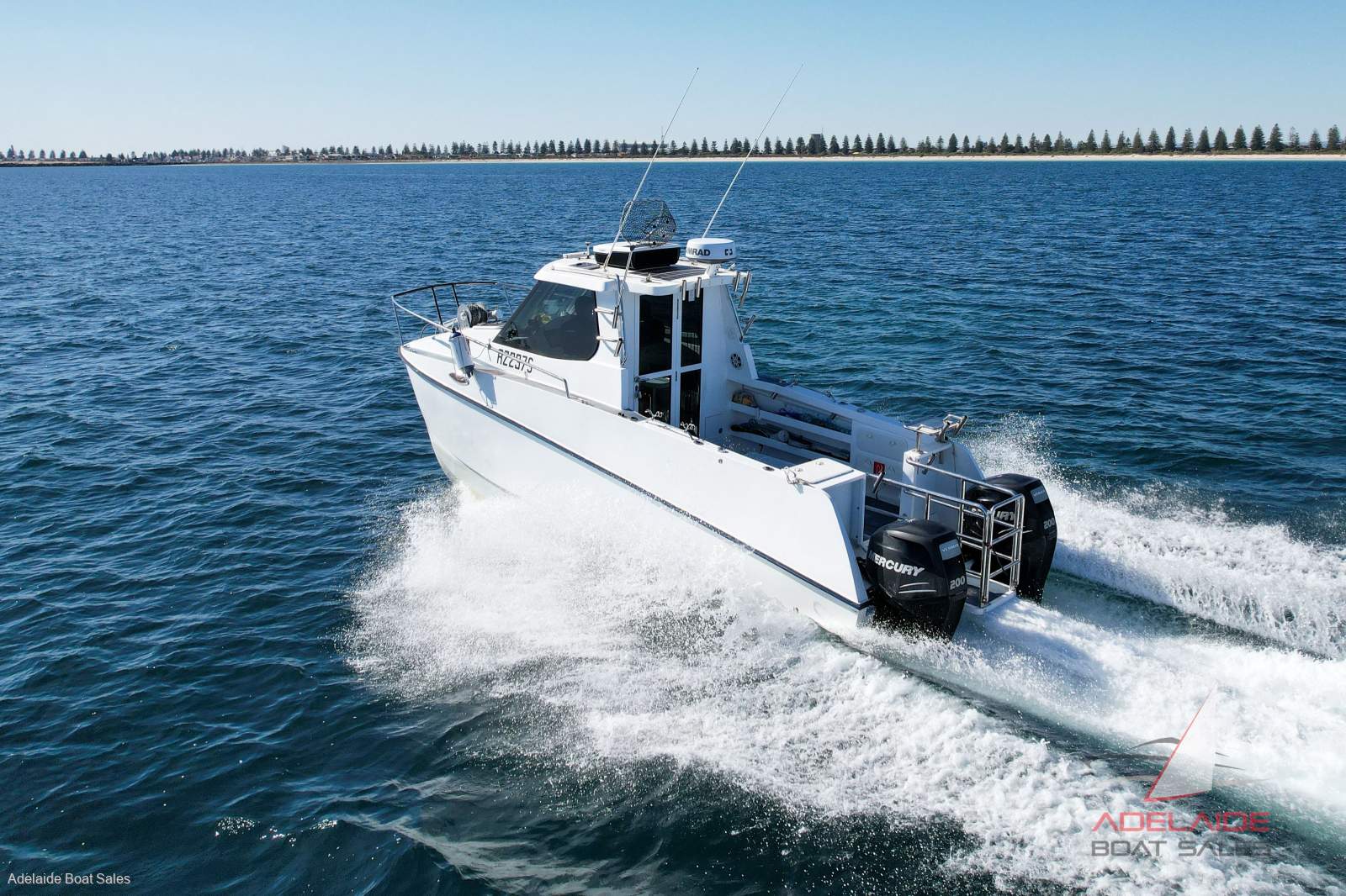 Midnight Marine CTMD 7.8 catamaran