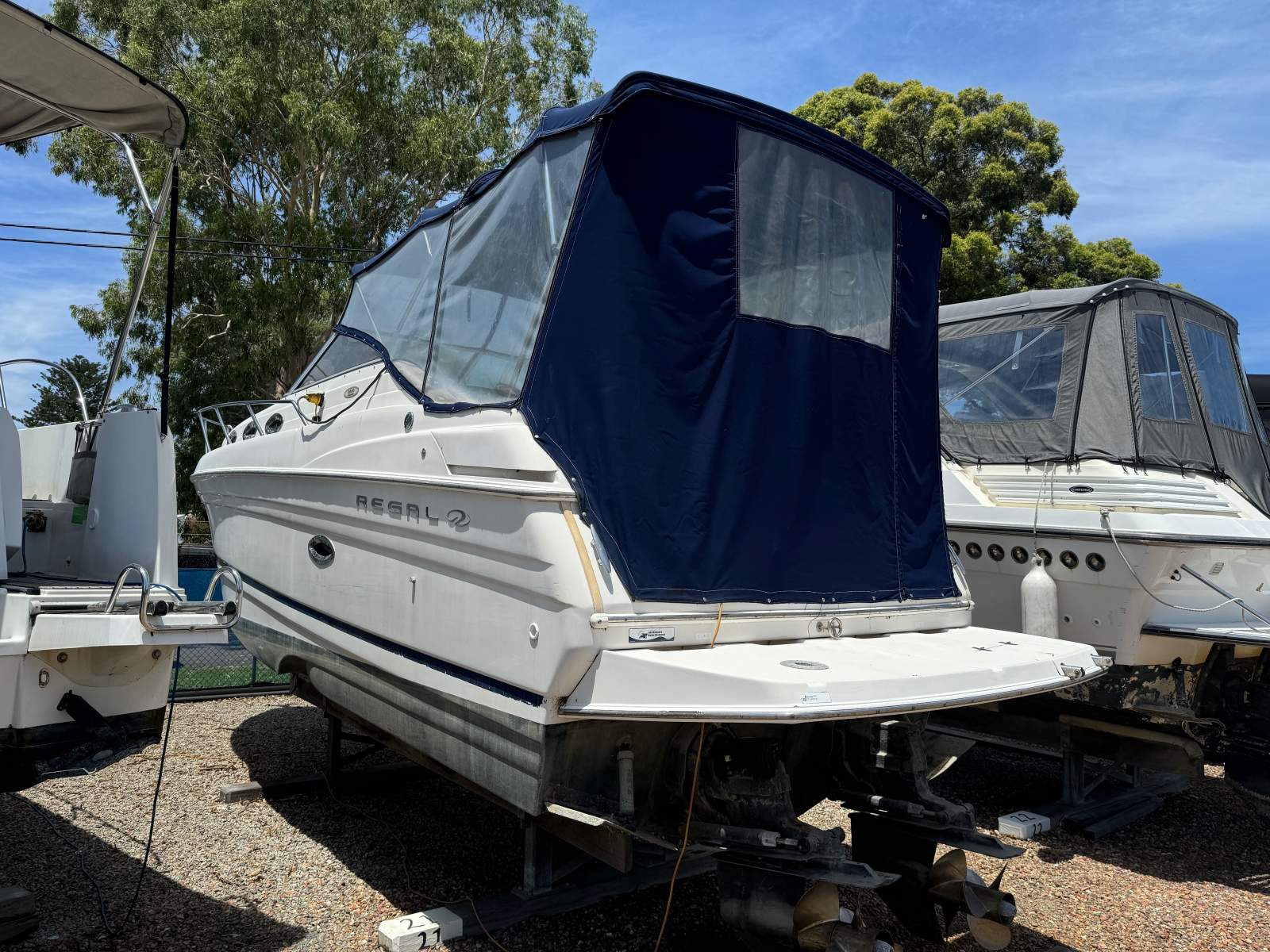 Regal Commodore 2660 New Port engine 2022 - Dry Stored!
