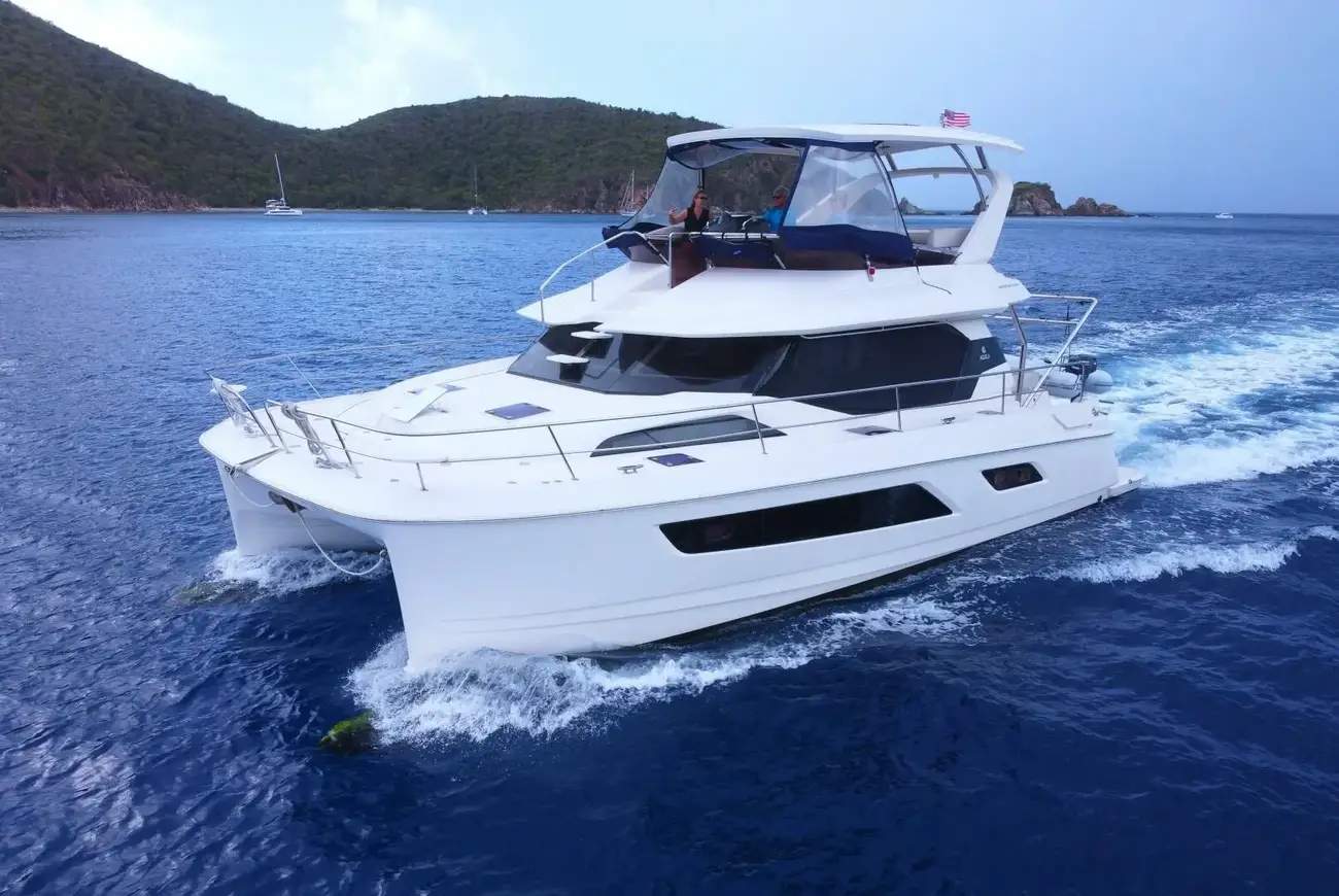 Aquila 44