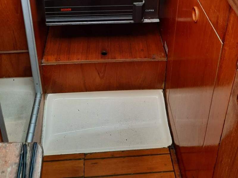 Beneteau 325