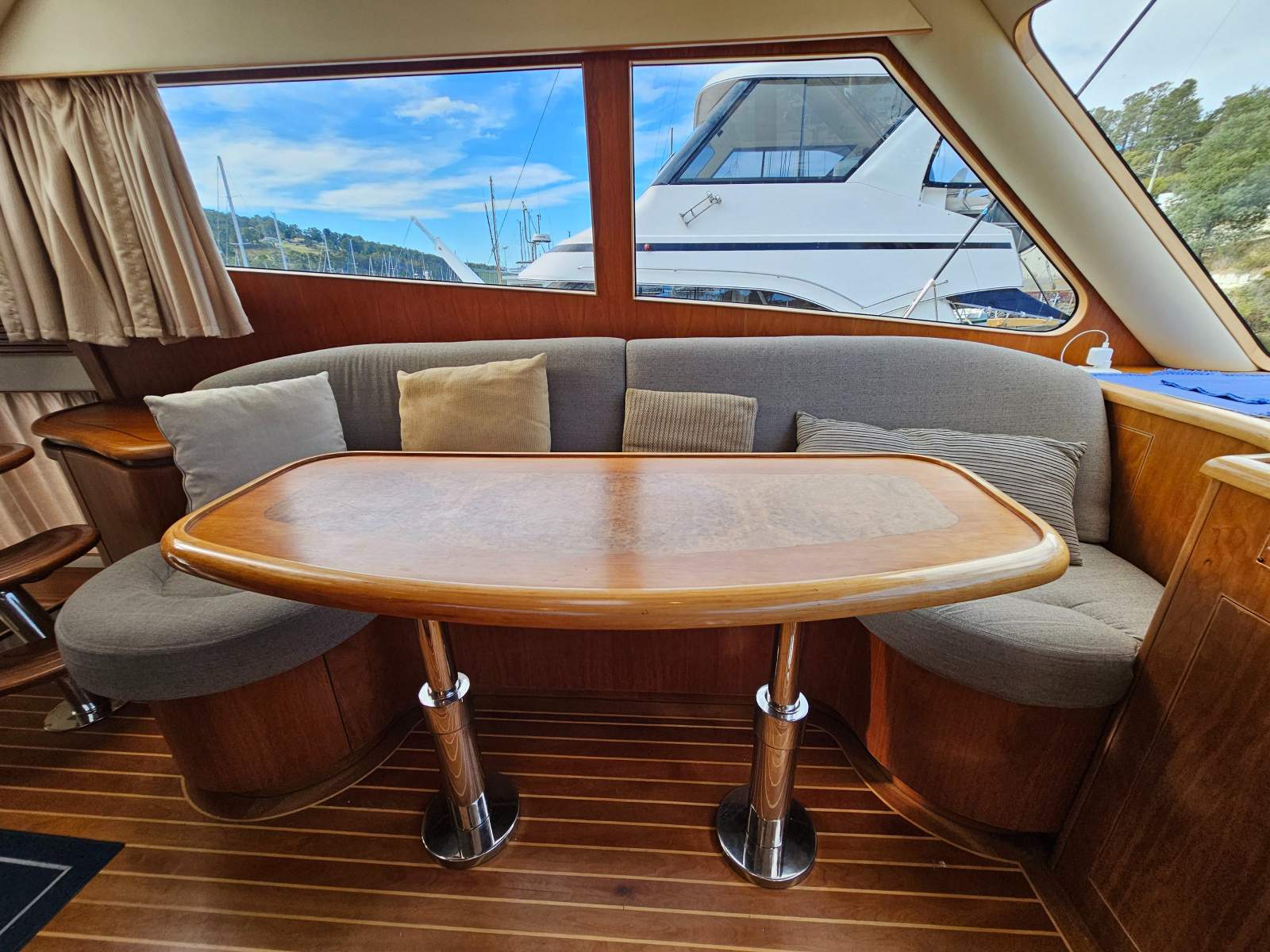 Pama 54 Pilothouse
