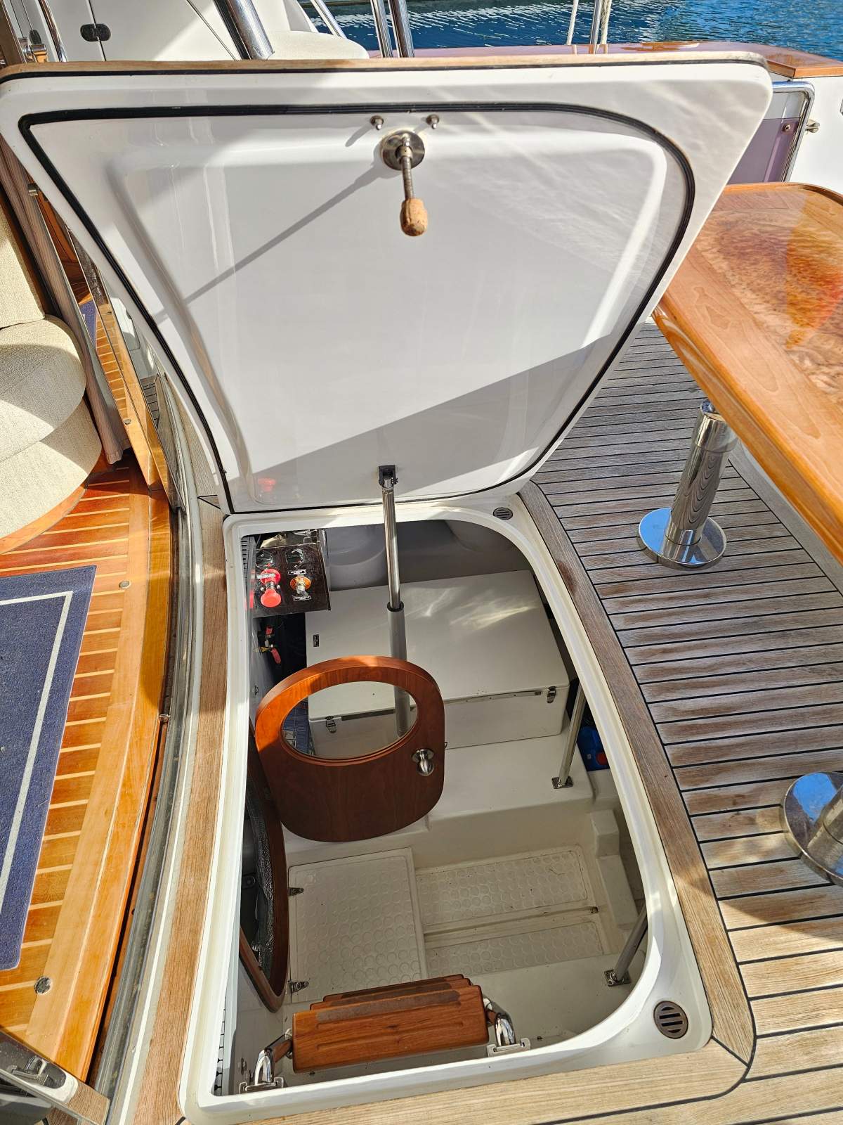 Pama 54 Pilothouse