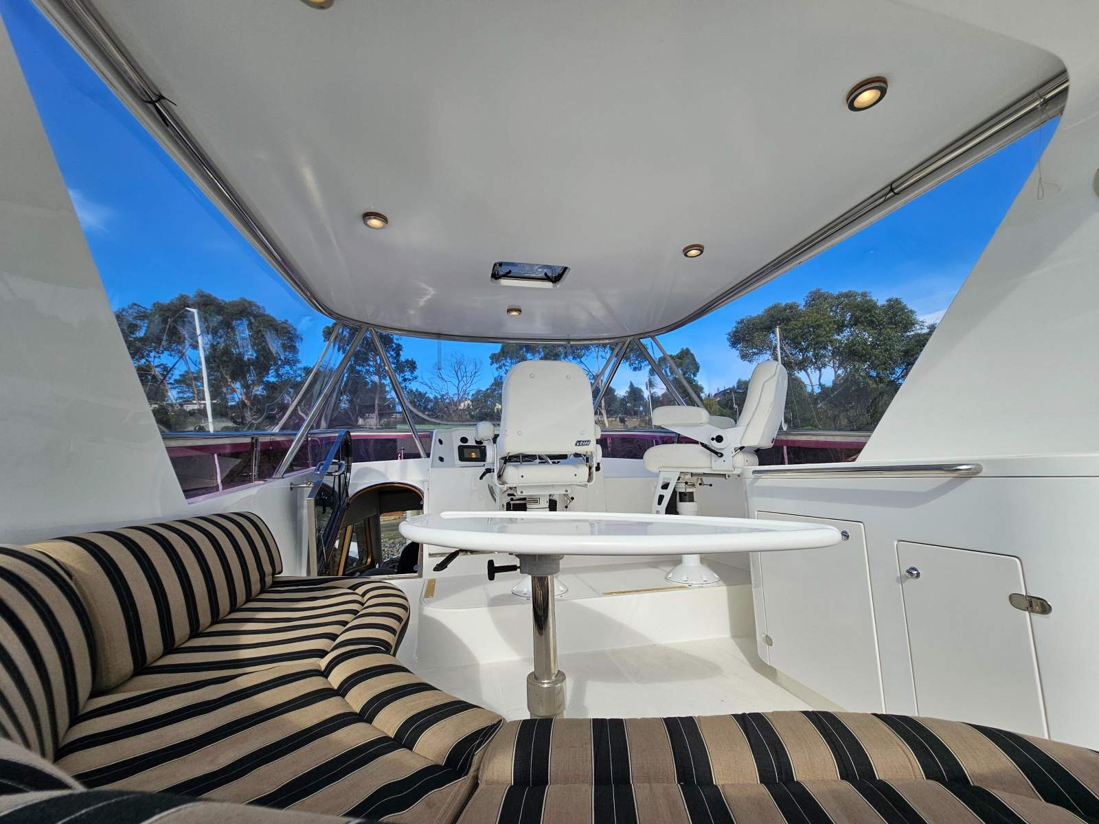 Pama 54 Pilothouse