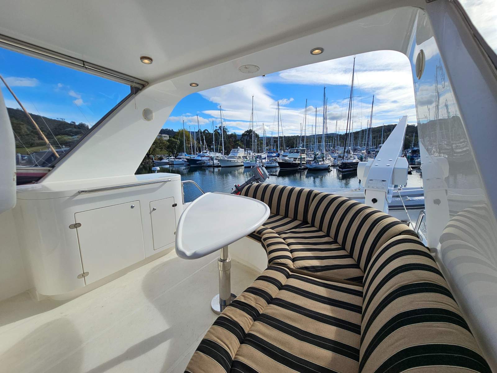 Pama 54 Pilothouse