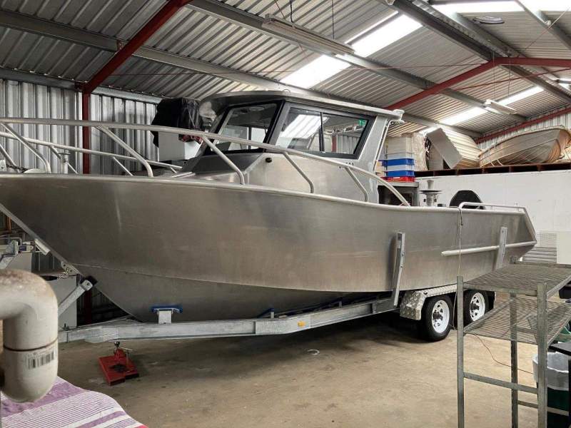 Niche Marine 7.7 Centre Cab