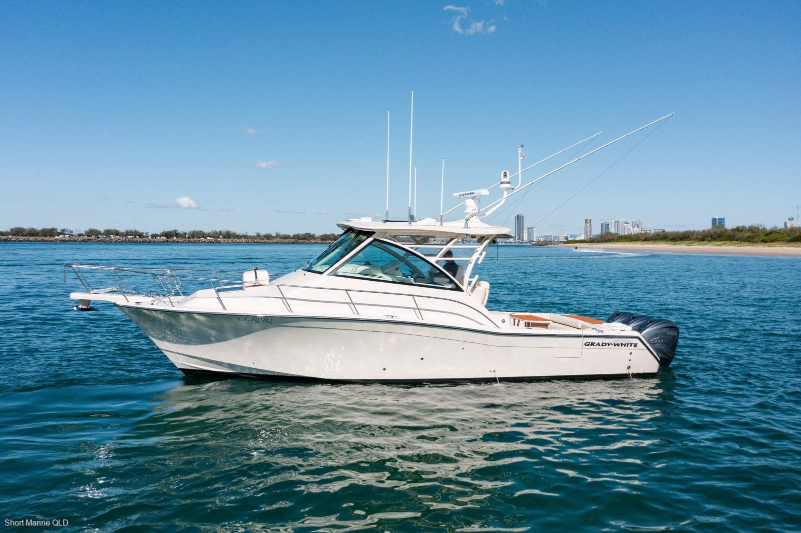 Grady-White Express 370