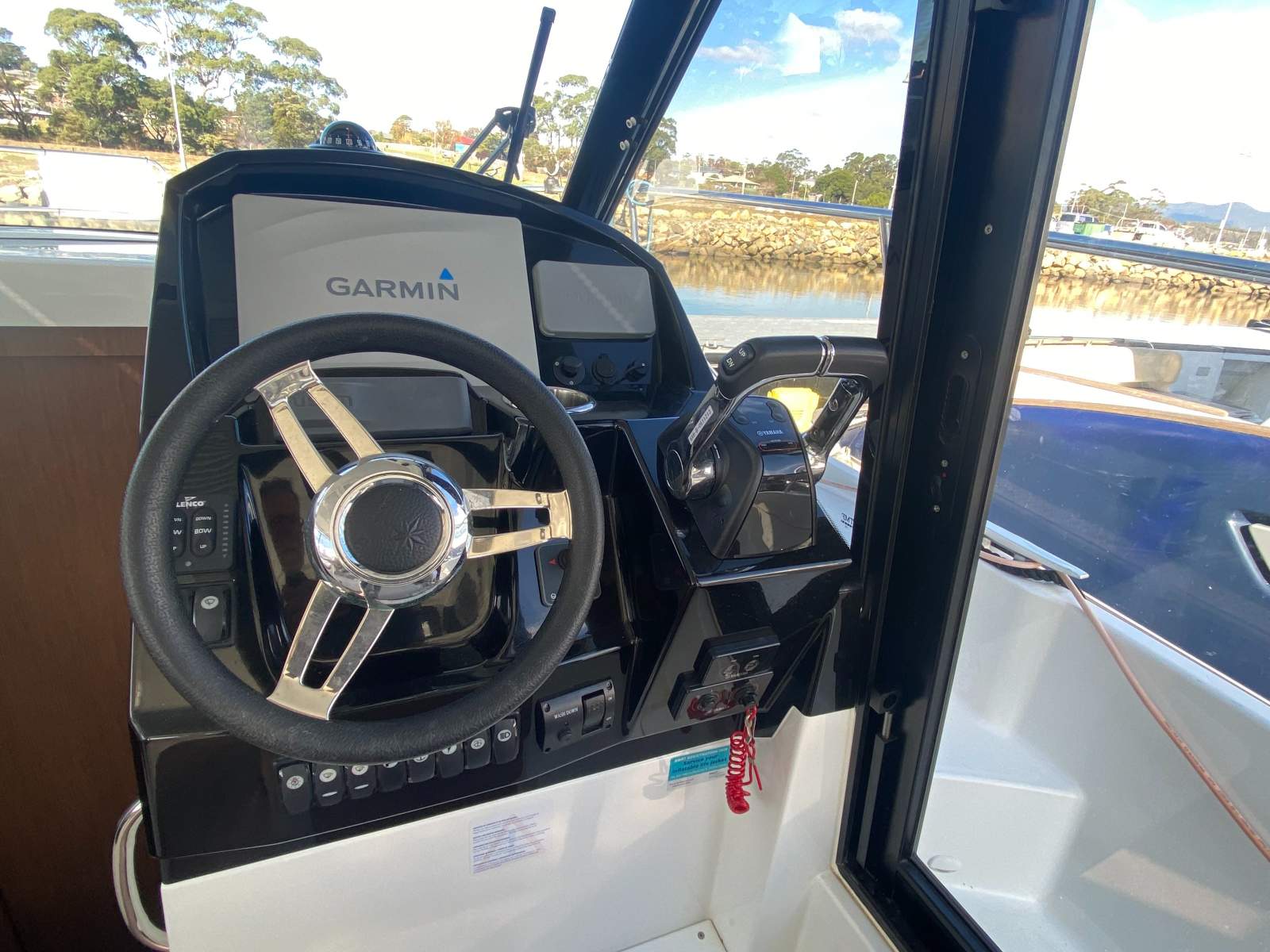 Jeanneau Merry Fisher 895 Offshore