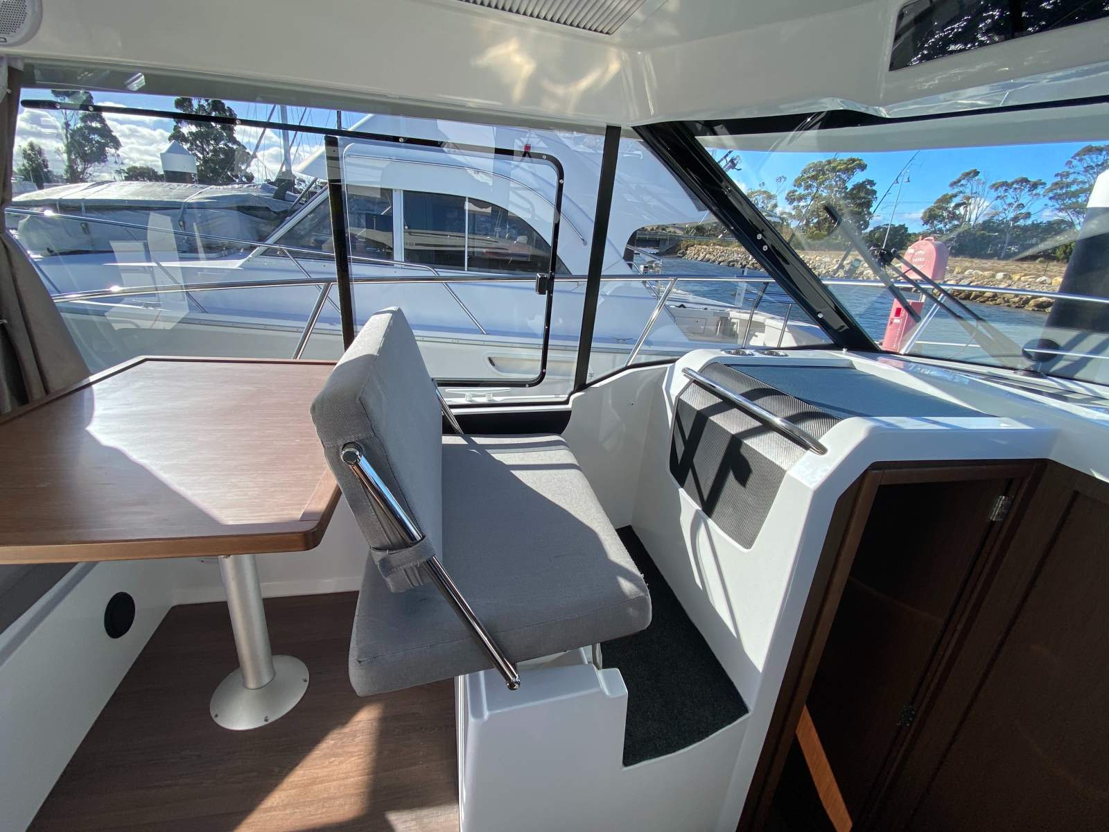 Jeanneau Merry Fisher 895 Offshore
