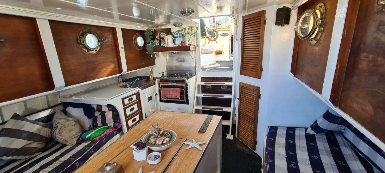Watts and Wright 43ft Bay Cruiser