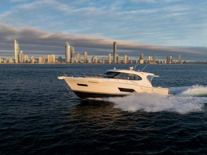 Riviera 445 SUV