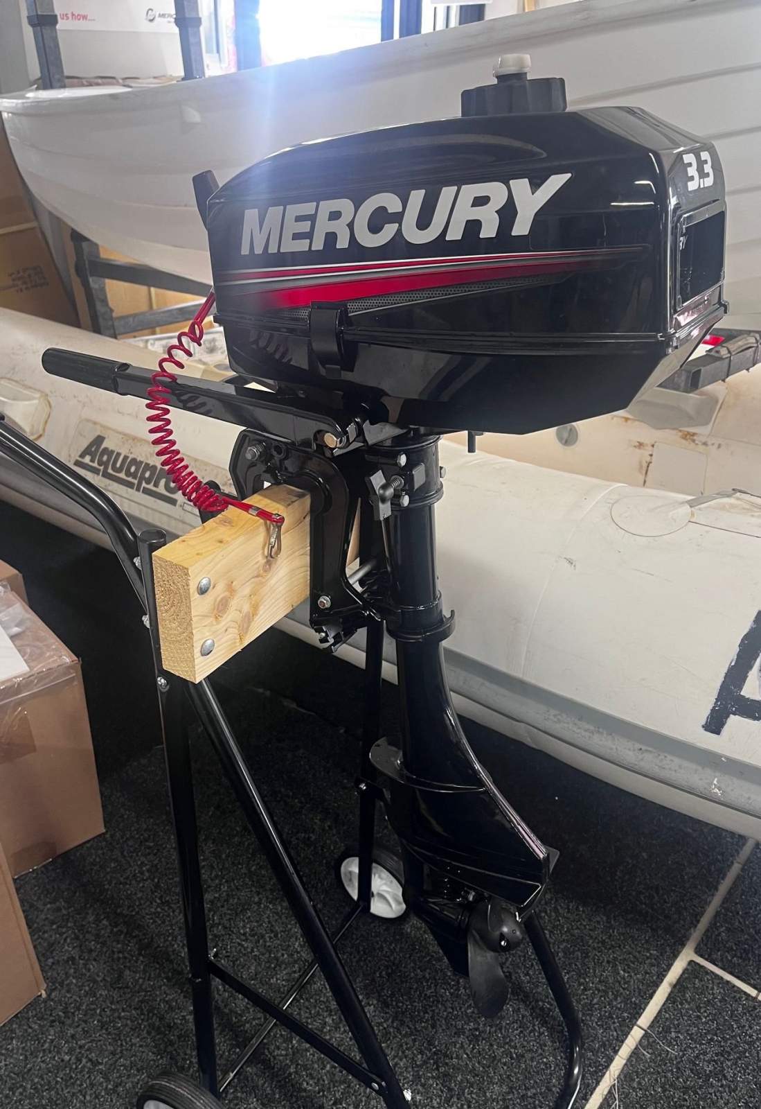 Used Mercury 3.3hp 2 stroke in excellent (AS NEW) condition.