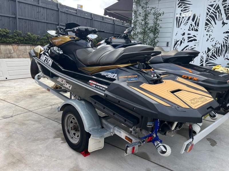Kawasaki Ultra 310LX