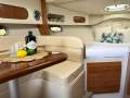 Four Winns Vista 298 - An Exceptional Cruiser!