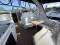 Four Winns Vista 298 - An Exceptional Cruiser!