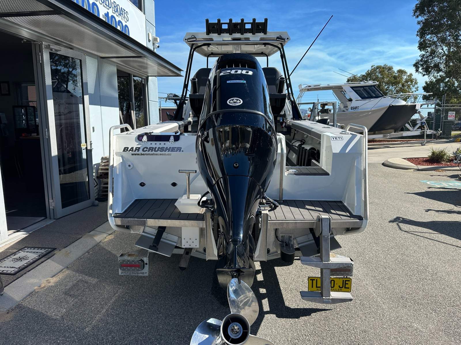 Bar Crusher 670C with Suzuki 200HP 4 Stroke 2023 Package!!
