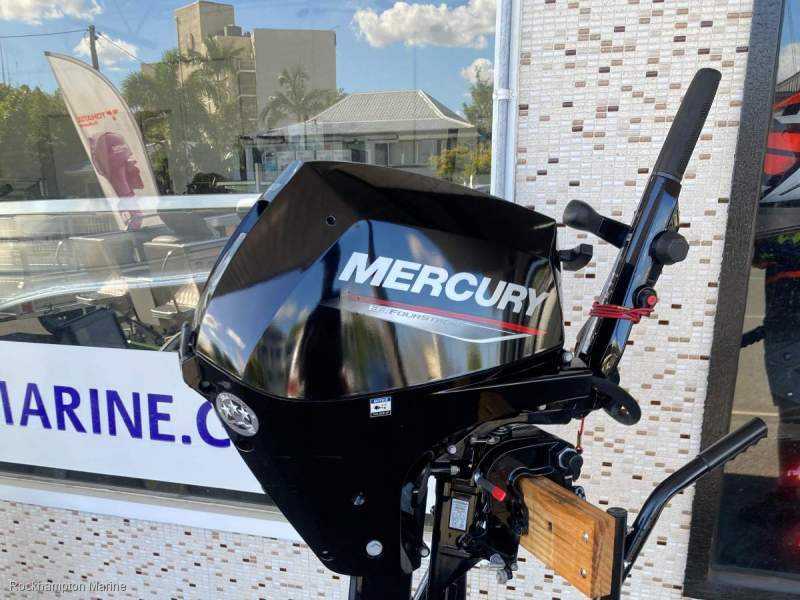 Used Mercury 20hp Four Stroke only 26hr!!!