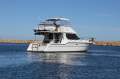 Thomascraft 38 Flybridge Cruiser with Bow and Stern Thrusters